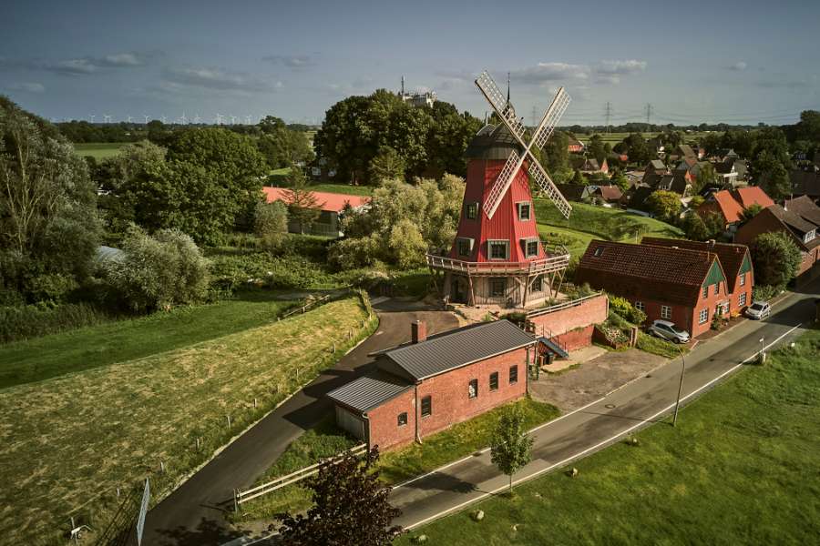Historic mill is brought back to life with rib sheets, An der Fähre 3, 25573 Beidenfleth, Germany